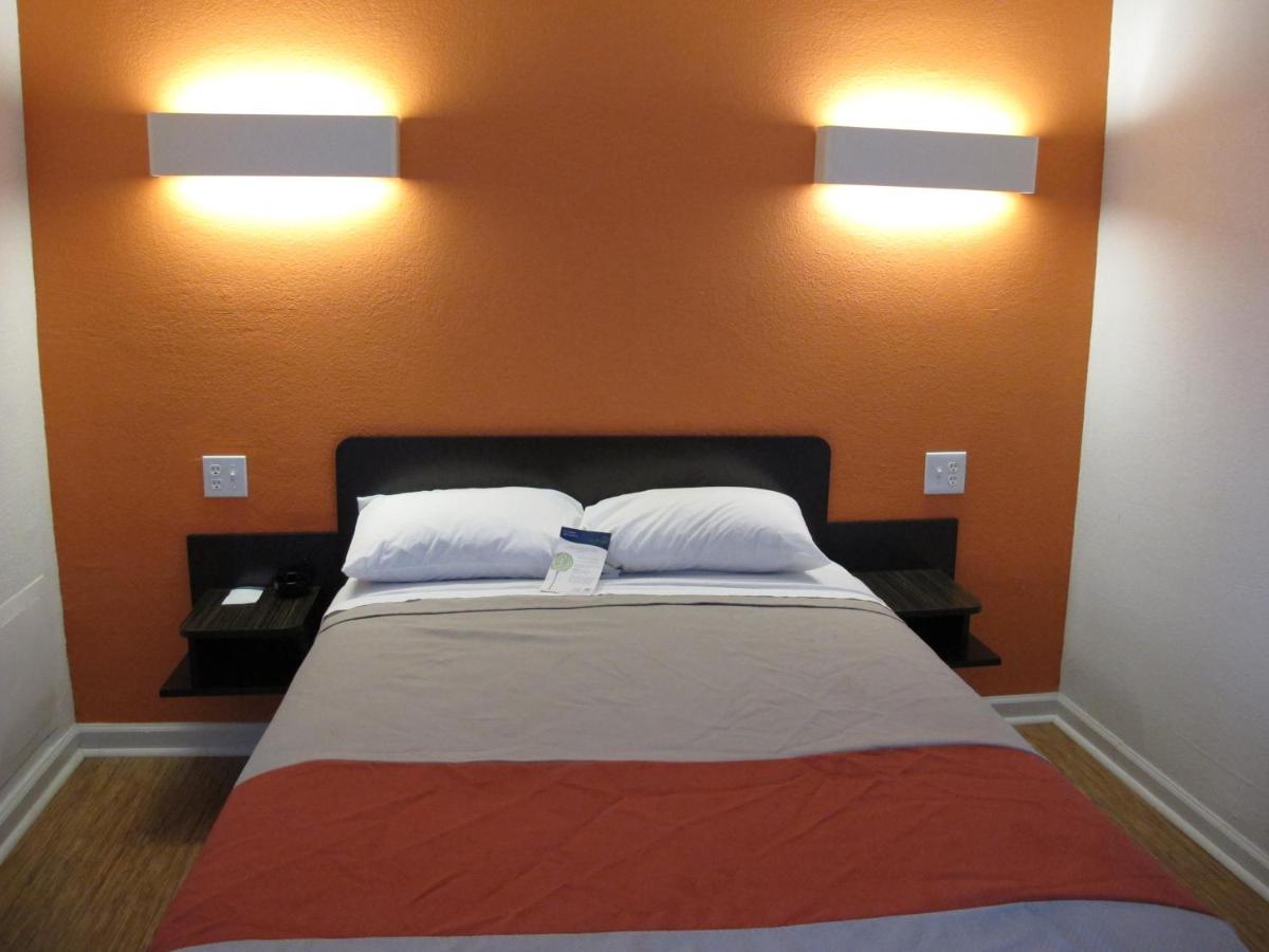Motel 6 Baltimore Md Bilik gambar